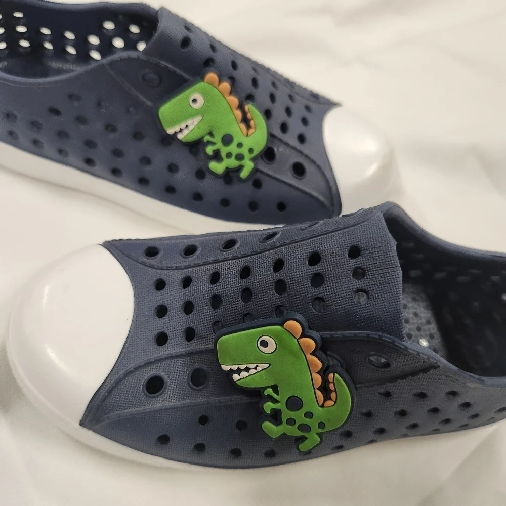 3/$25 Seannel Slip-On Shoes Sneaker Lightweight Breathable blue dinosaur Sz 9T